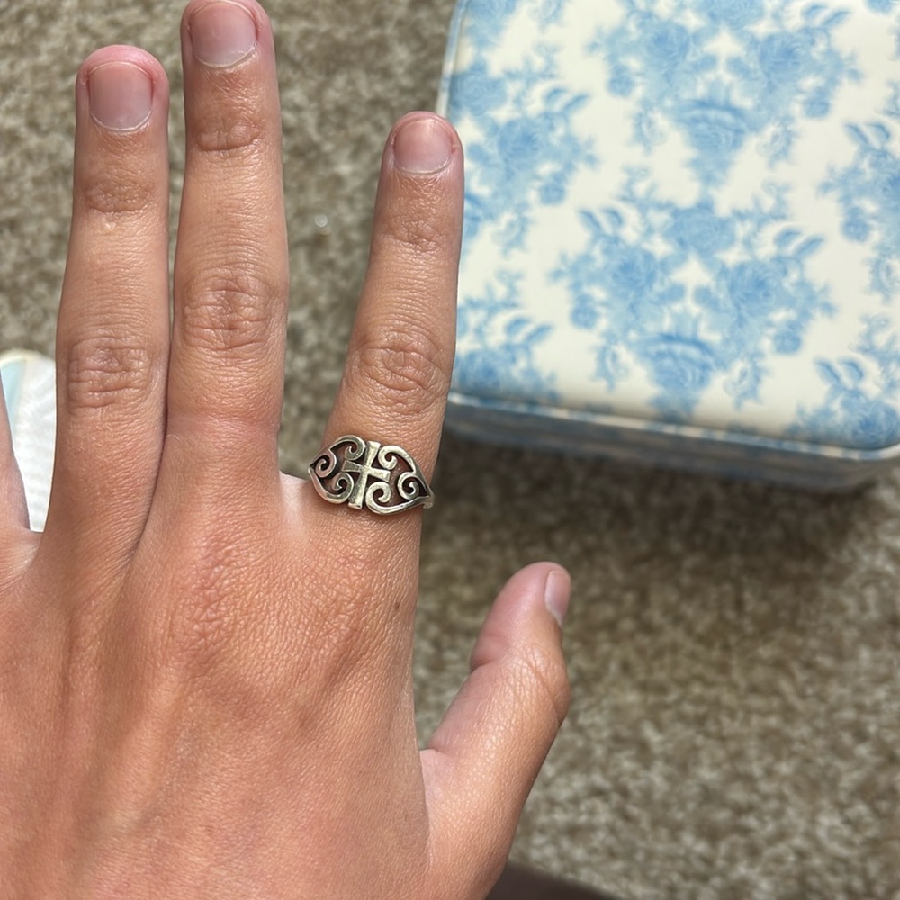 James avery scroll cross ring